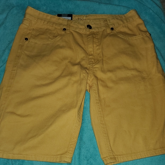 Royal premium yellow shorts - Picture 1 of 5